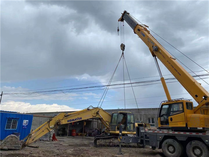 襄州区25吨吊车的工作半径是多少？