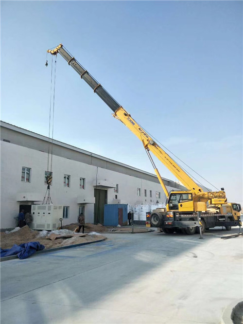 襄州区“超载就喊停”—— 吊车的 “重量保镖” 技术